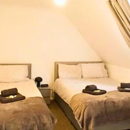 3Br Shorefield Cottage With Parking, Terrace, Sea View! Nr The Beach & Cliffs Pavillion By Luxiety Stays Serviced Accommodation Southend-on-Sea Exterior photo