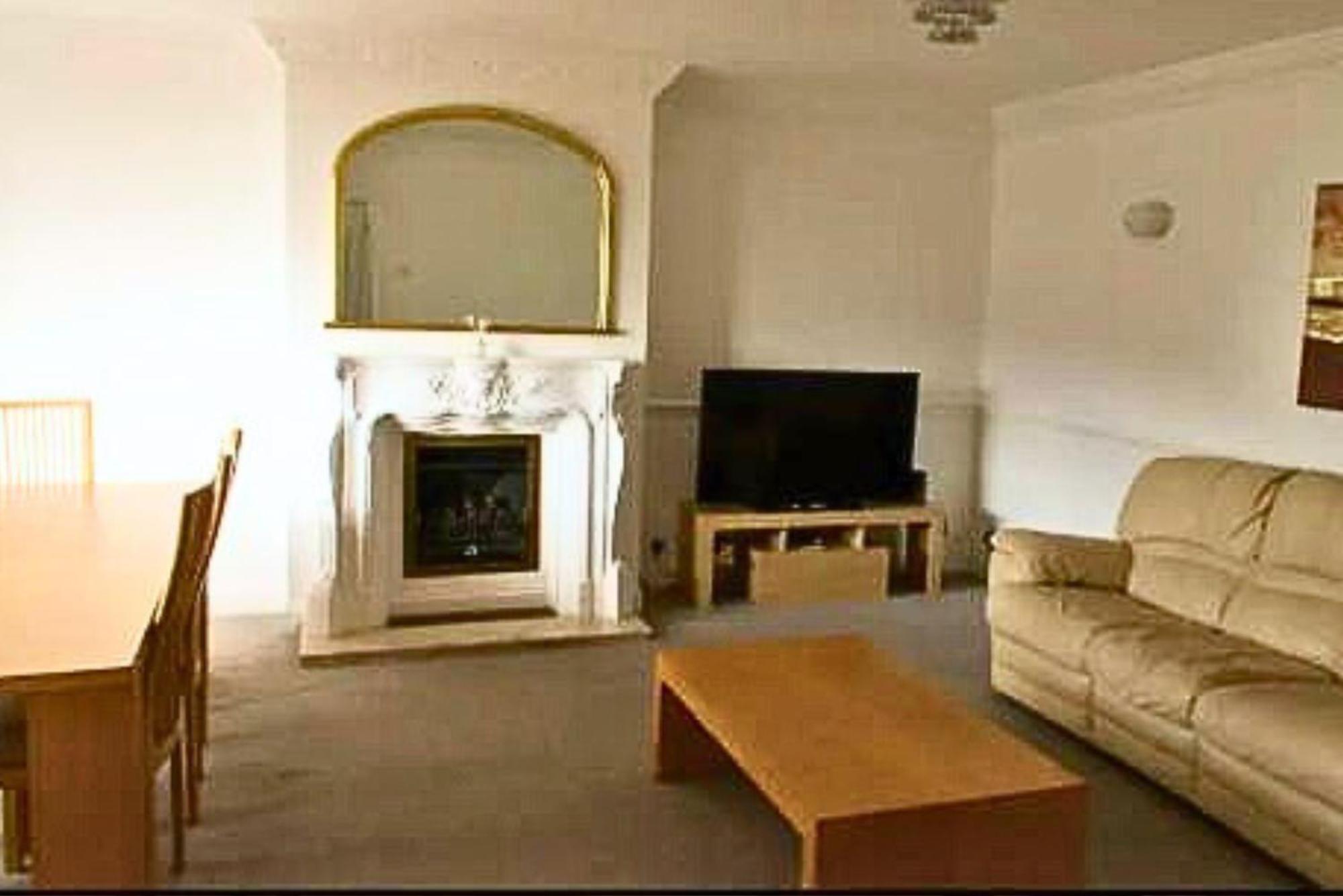 Holiday home 3br Shorefield With Parking, Terrace, Sea View! Nr The & Cliffs Pavillion By Luxiety Serviced Southend-on-Sea