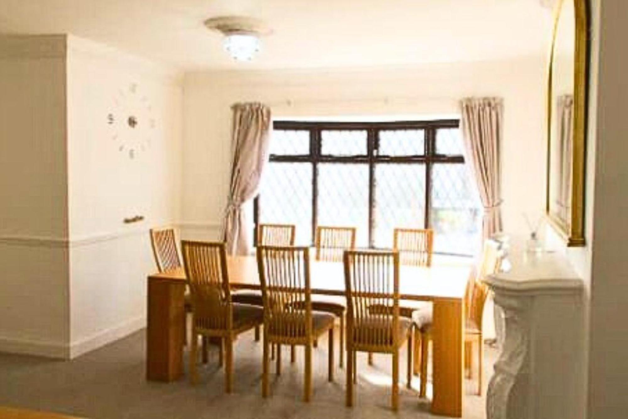 3br Shorefield With Parking, Terrace, Sea View! Nr The & Cliffs Pavillion By Luxiety Serviced