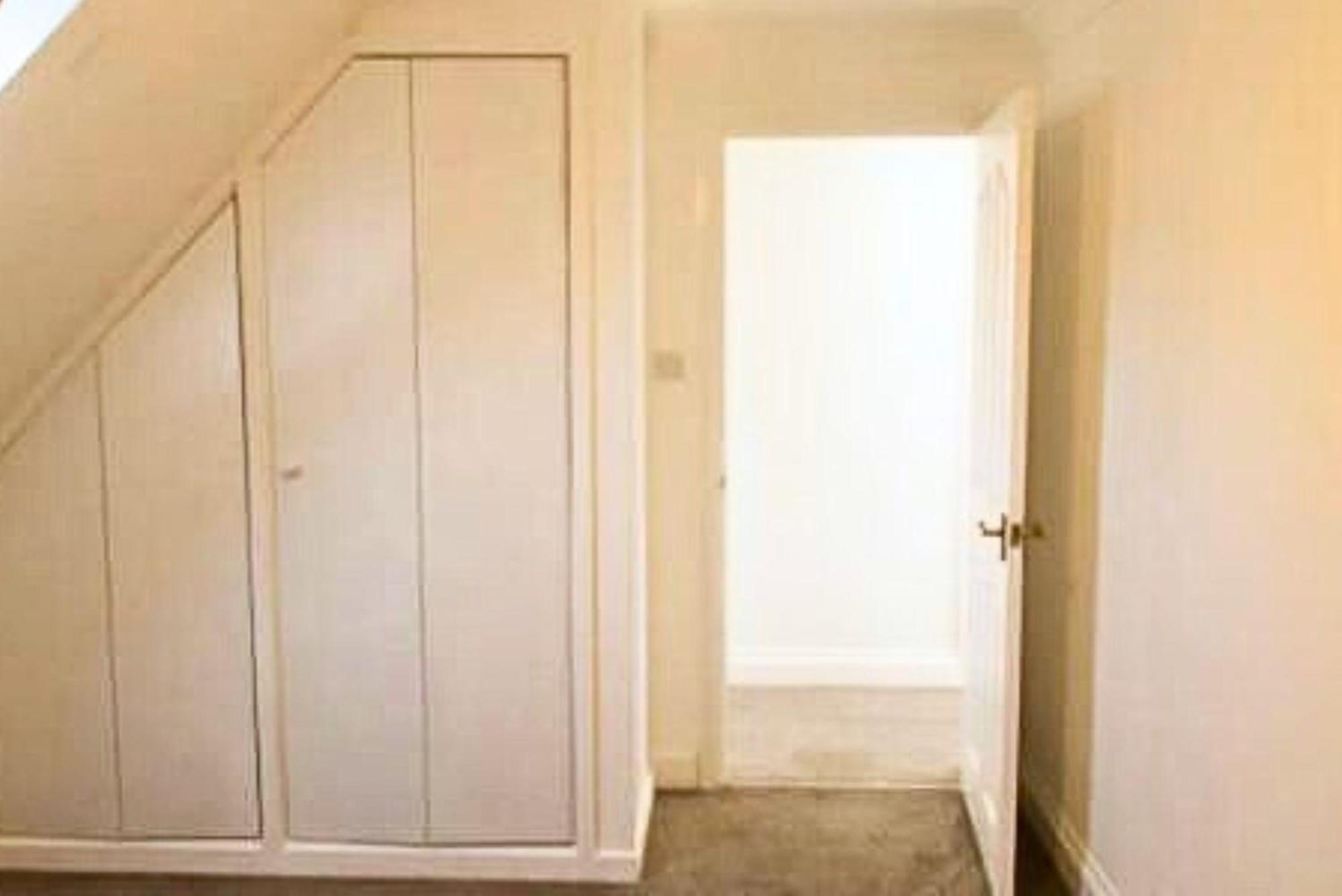 Holiday home 3br Shorefield With Parking, Terrace, Sea View! Nr The & Cliffs Pavillion By Luxiety Serviced